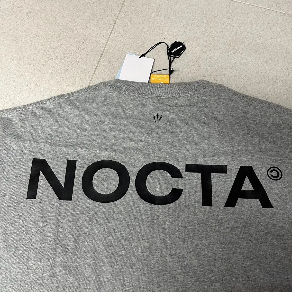 Nike x Drake Nocta Max 90 T-Shirt 그레이